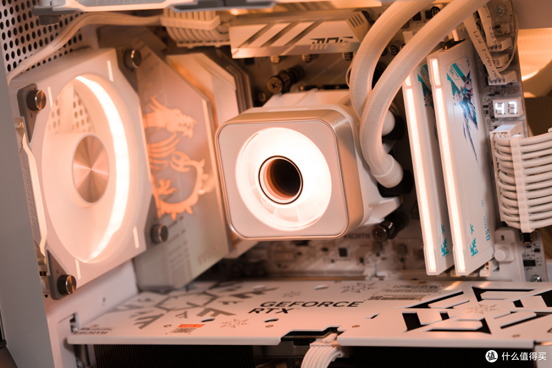 幻 翼_MSI B850M TI MAX_耕升RTX 5070Ti 踏雪_阿斯加特BRAGIxROG