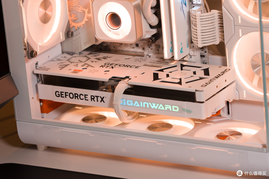 幻 翼_MSI B850M TI MAX_耕升RTX 5070Ti 踏雪_阿斯加特BRAGIxROG
