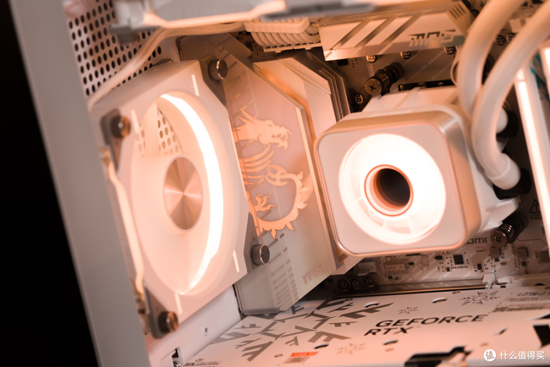 幻 翼_MSI B850M TI MAX_耕升RTX 5070Ti 踏雪_阿斯加特BRAGIxROG