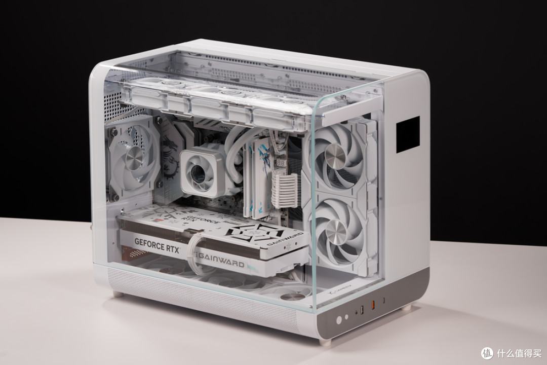 幻 翼_MSI B850M TI MAX_耕升RTX 5070Ti 踏雪_阿斯加特BRAGIxROG