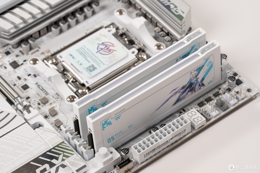 幻 翼_MSI B850M TI MAX_耕升RTX 5070Ti 踏雪_阿斯加特BRAGIxROG