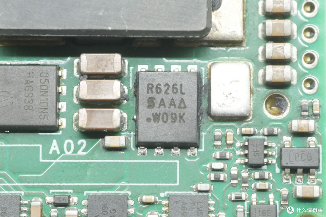 台达 864W 1/4 砖 IBC 电源模块Q50SN12072RNDHQ方案解析
