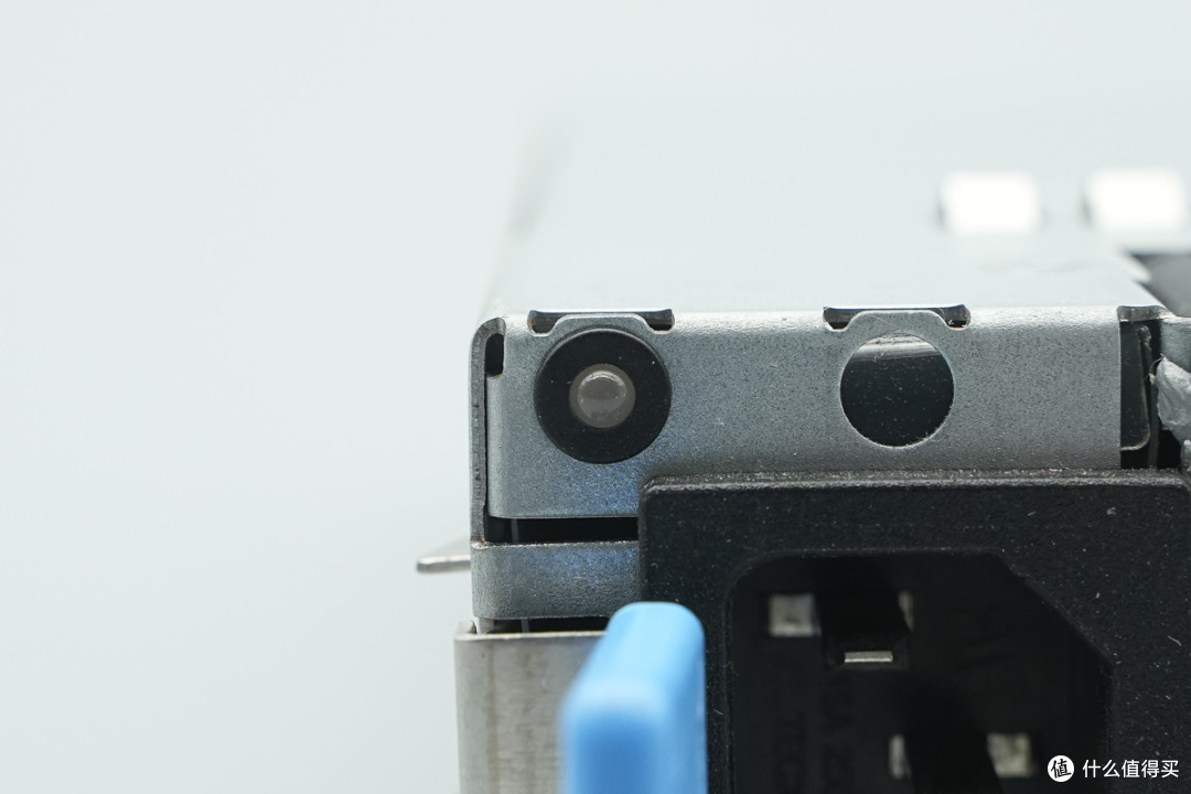 白金牌能效认证，群光800W CRPS碳化硅服务器电源拆解