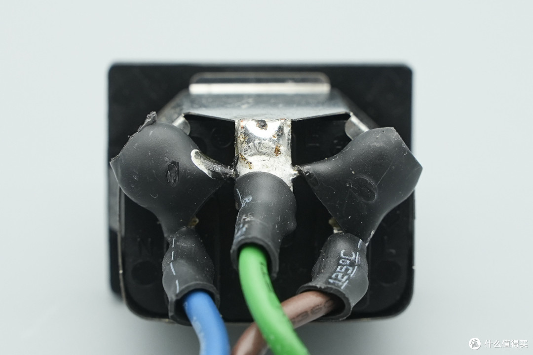 白金牌能效认证，群光800W CRPS碳化硅服务器电源拆解