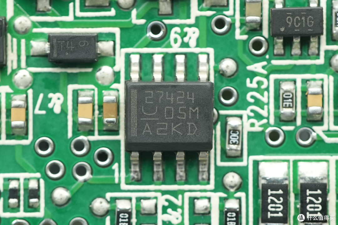 白金牌能效认证，群光800W CRPS碳化硅服务器电源拆解