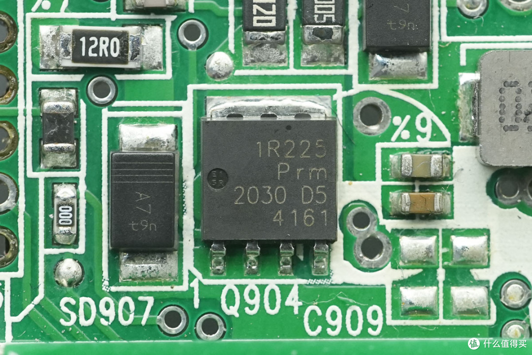 白金牌能效认证，群光800W CRPS碳化硅服务器电源拆解