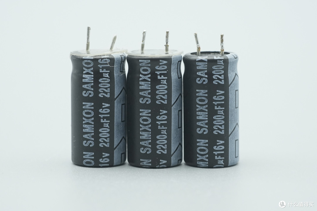 白金牌能效认证，群光800W CRPS碳化硅服务器电源拆解