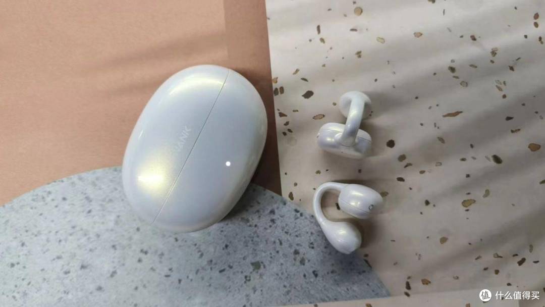 耳夹式蓝牙耳机哪个牌子好用又便宜？耳夹式蓝牙耳机推荐平价