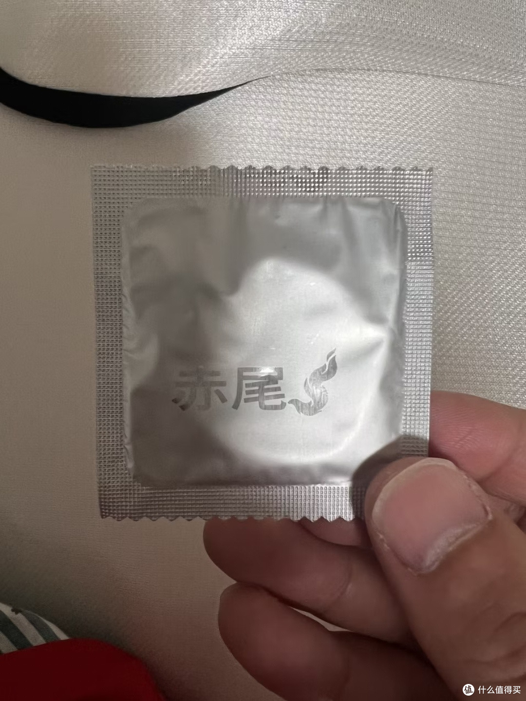 同居情侣推荐：赤尾000超薄无储款