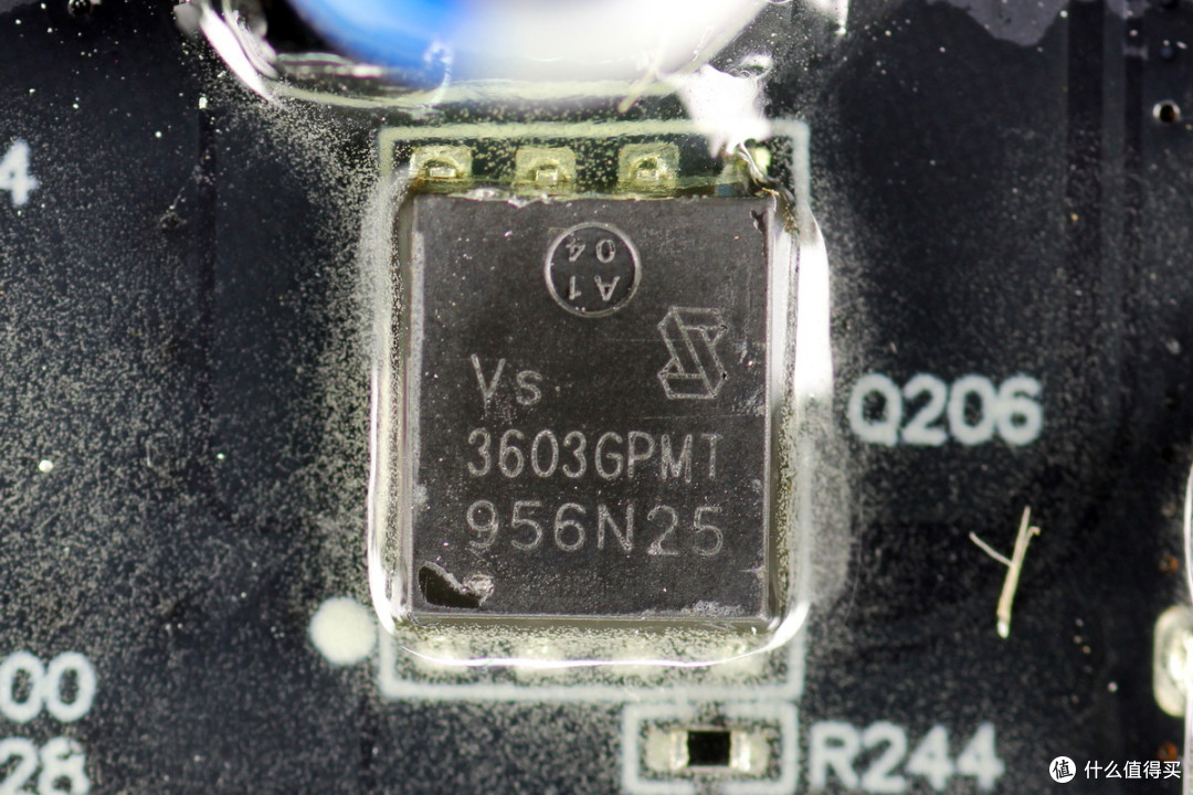 高品质磷酸铁锂电池组加持，酷态科电能仓600户外电源拆解