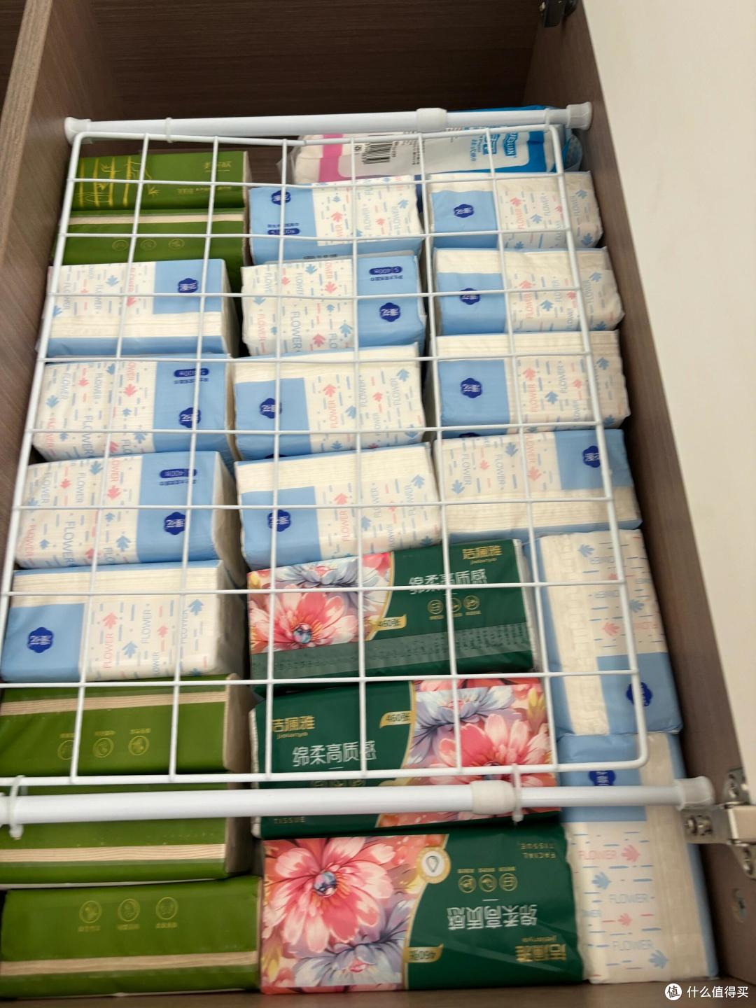被网友的“伸缩杆”用法惊艳到，打开思路后，秒变收纳神器！