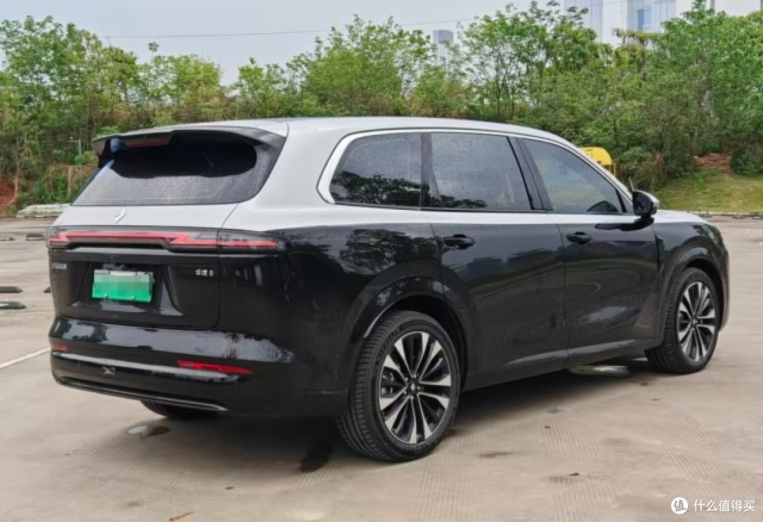 华境S怎么样？车主观望1个月才下单：全家夸我选对了车