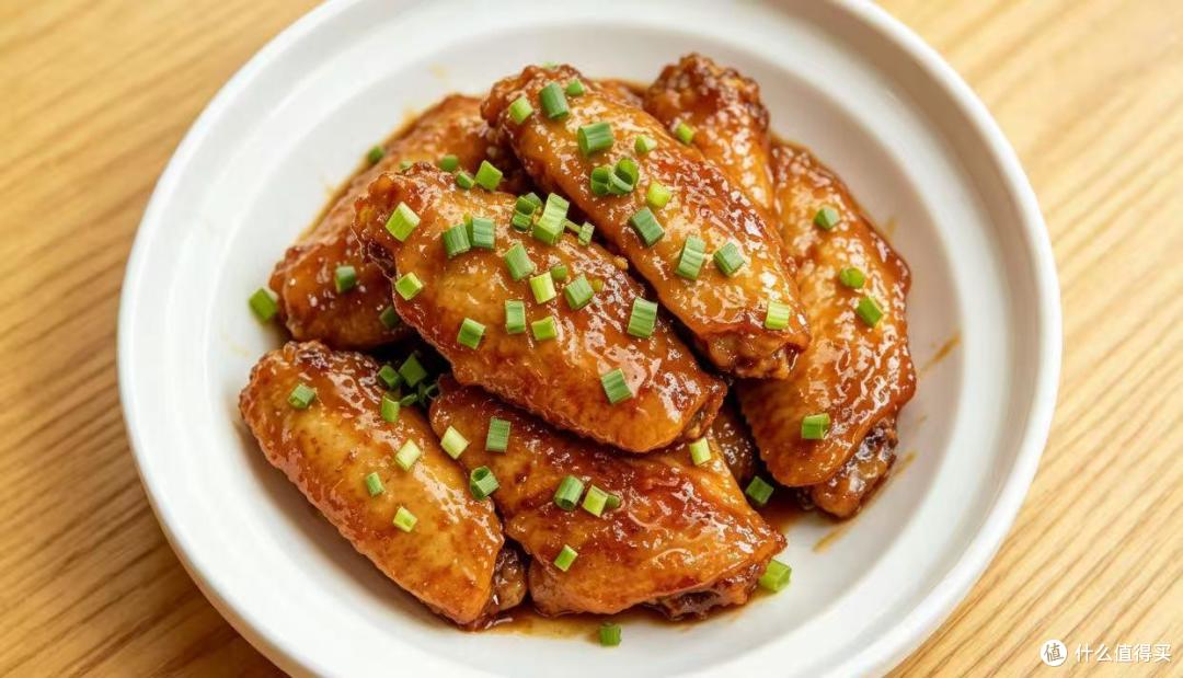 三伏天，高蛋白食物要常吃，鸡翅这样做营养解馋，好方法要知道