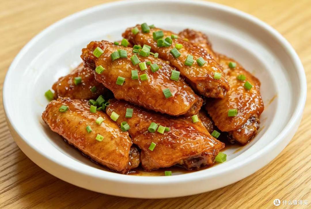 三伏天，高蛋白食物要常吃，鸡翅这样做营养解馋，好方法要知道