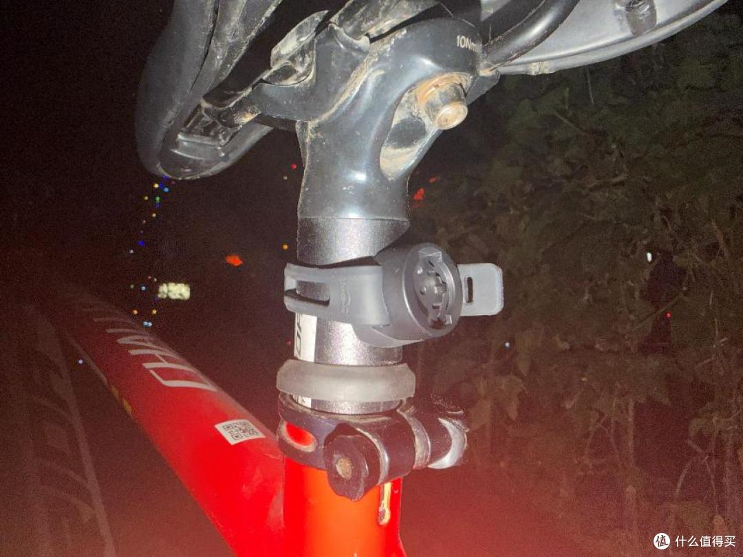 告别夜骑盲区，迈极炫RN120尾灯，安装+刹车感应，夜骑够用吗？