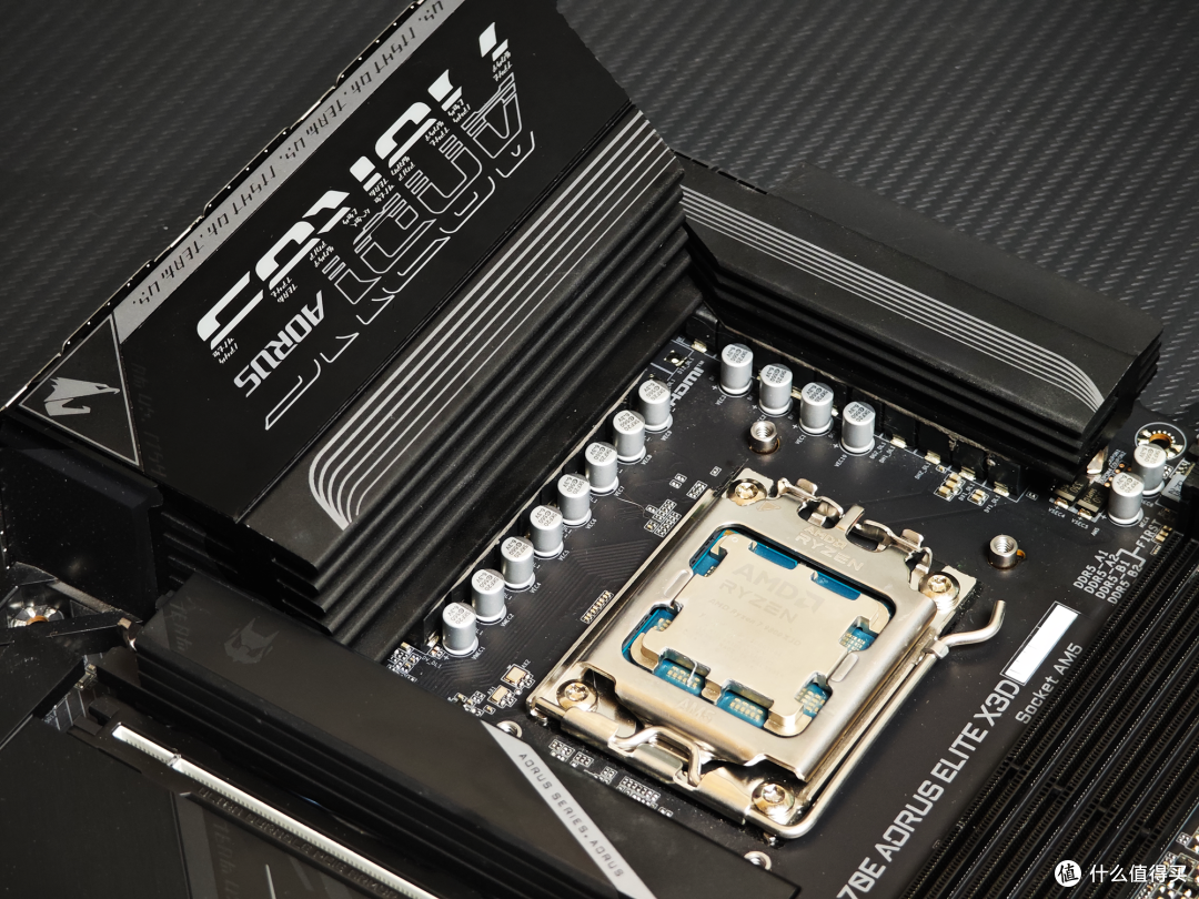 榨干AMD 9000 X3D系列处理器!技嘉X870E X3D小雕主板实测分享!