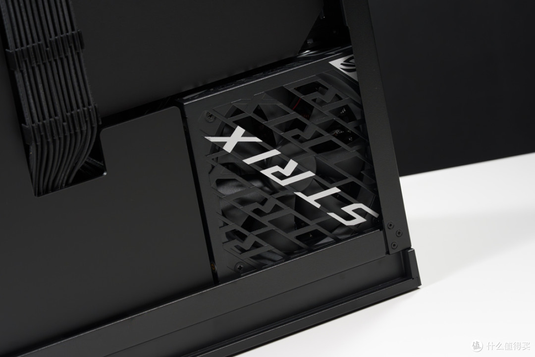 ROGxEVANGELION02(ROG Cronox_X870E DARK HERO_ASTRAL RTX 5080)