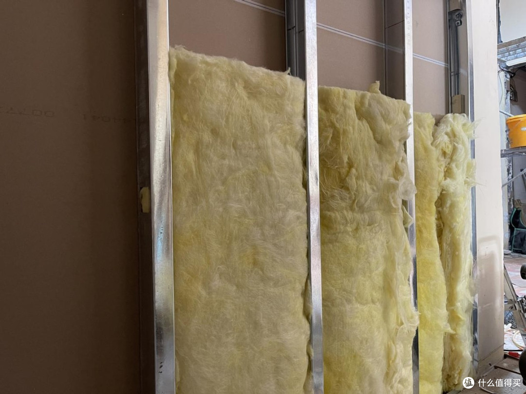 墙不牢一推就倒？隔音差没有隐私？新建墙体一坑接一坑