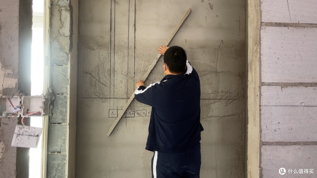 墙不牢一推就倒？隔音差没有隐私？新建墙体一坑接一坑