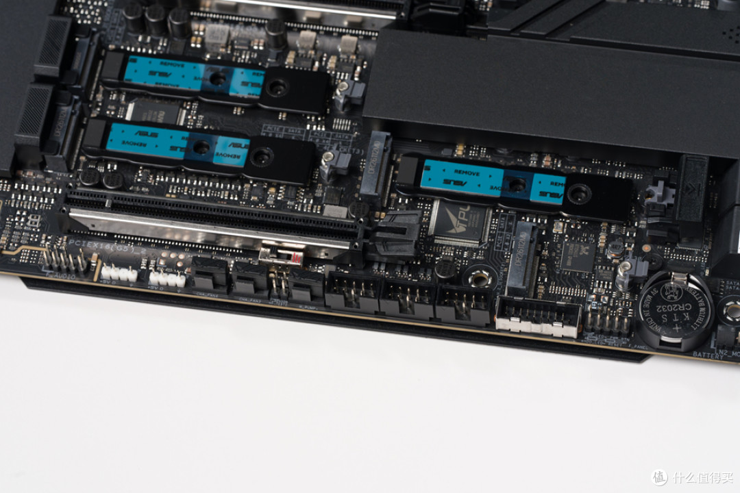 ROGxEVANGELION02(ROG Cronox_X870E DARK HERO_ASTRAL RTX 5080)