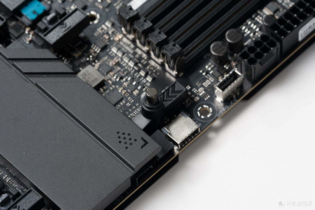 ROGxEVANGELION02(ROG Cronox_X870E DARK HERO_ASTRAL RTX 5080)