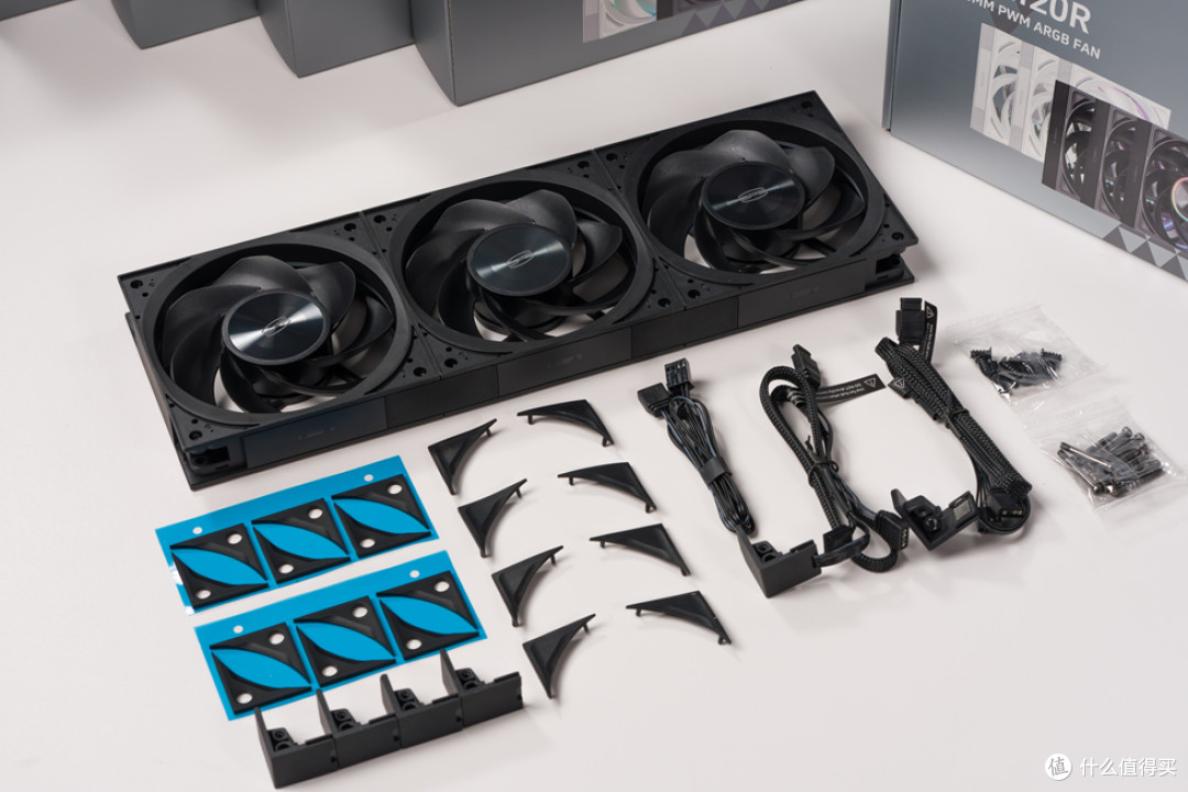 ROGxEVANGELION02(ROG Cronox_X870E DARK HERO_ASTRAL RTX 5080)