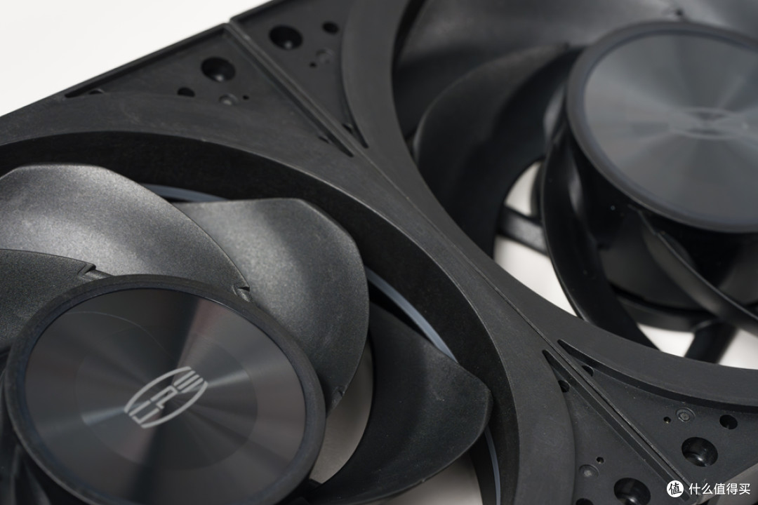 ROGxEVANGELION02(ROG Cronox_X870E DARK HERO_ASTRAL RTX 5080)
