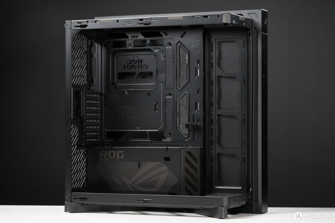 ROGxEVANGELION02(ROG Cronox_X870E DARK HERO_ASTRAL RTX 5080)