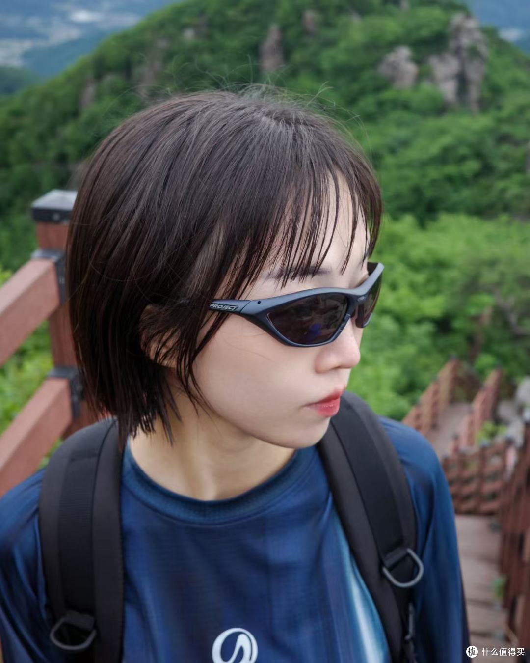 家人们，有没有人告诉我：为啥年轻都往山里走呢？