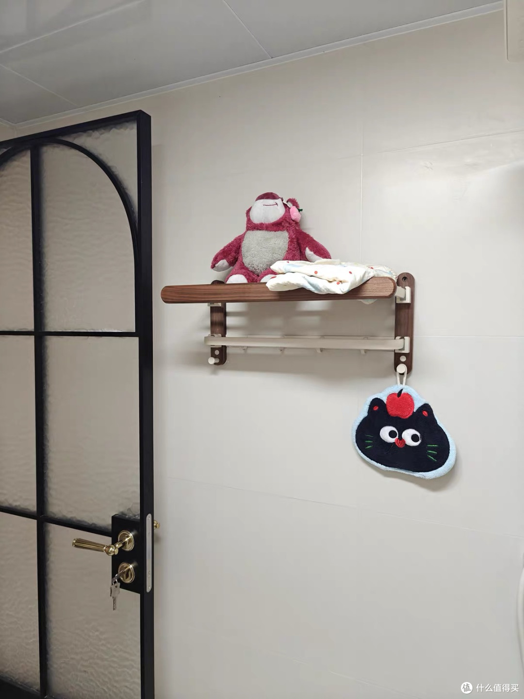 颜值实力双在线｜Morotel 奶油中古置物架，解决浴室所有收纳焦虑