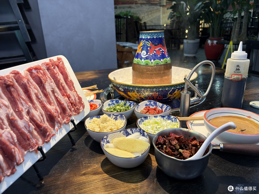 在三原县花一顿饭的钱同时吃到铜锅涮肉+鲜肉烤串?