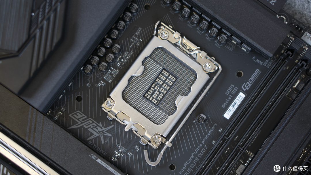 不只是堆料,更是体验升级:技嘉 Z890 小雕 DUO X装机体验分享!