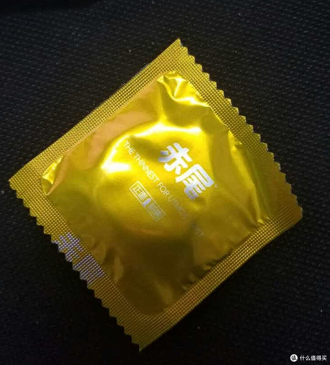 赤尾玻尿酸小储款：柔韧与贴合的平衡