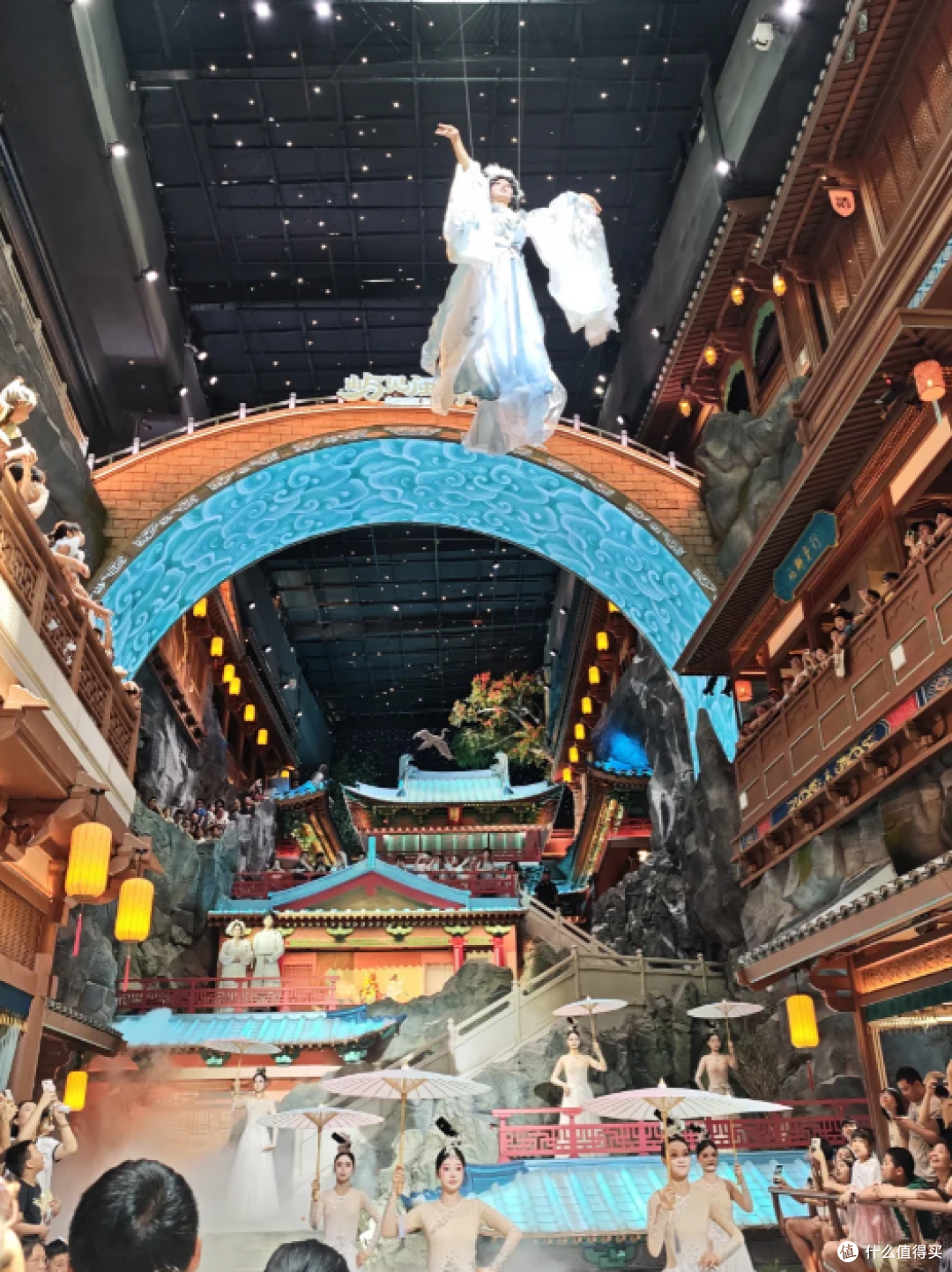 暑期厦门组队出行实测|室内避暑 + 换装出片,屿见闽南游玩体验