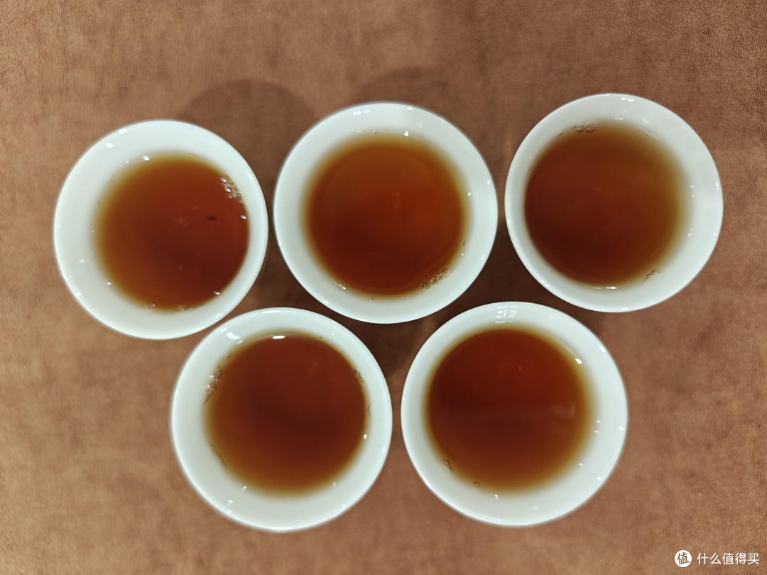 茶莉斯顿英红九号,蜜薯香高扬、滋味浓郁、饱满