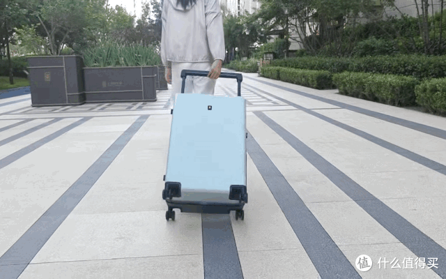 高颜值超能装还耐用!地平线8号大旅行家行李箱分享