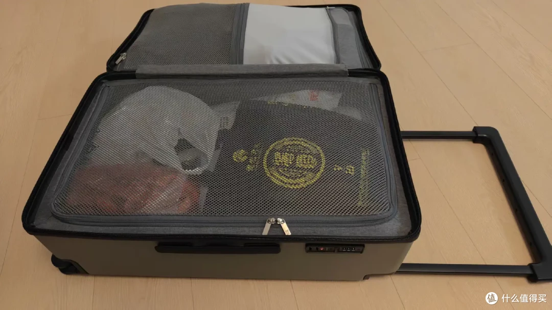 四大拖两小贵州旅行,一个地平线8号行李箱装下全家出行装备