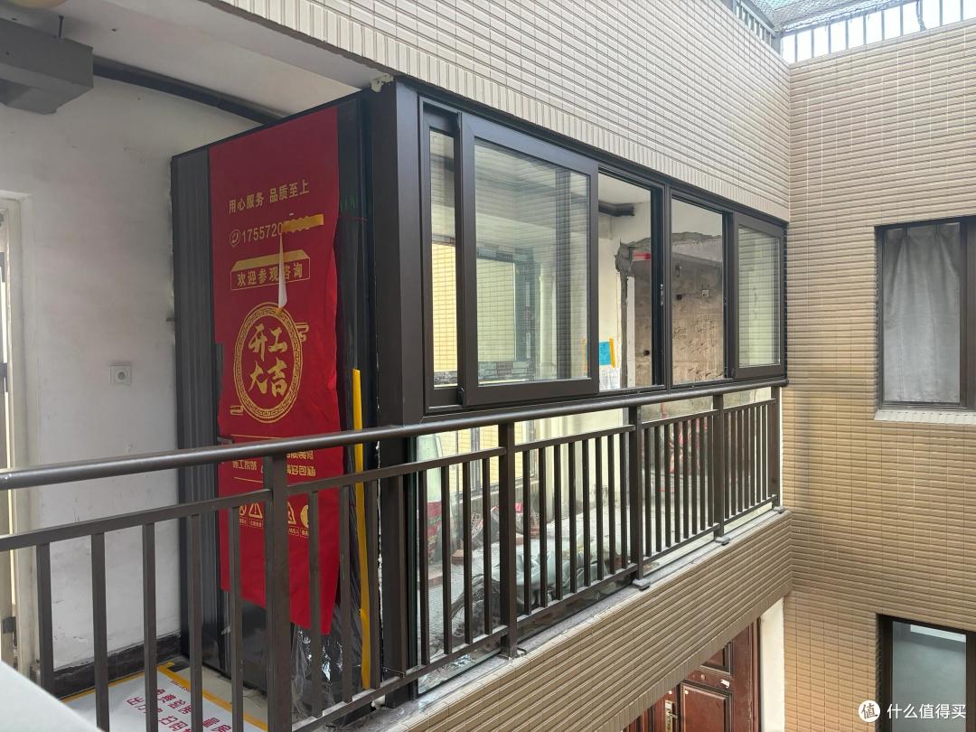 搬进新家才发现:比物业更头疼的,其实是那些一言难尽的邻居!