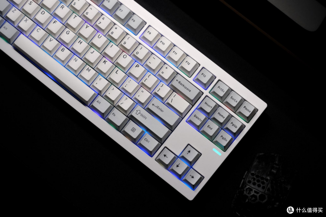 从粉色到白色,达摩鲨SK88还是那个200元价位的“卷王”键盘吗?