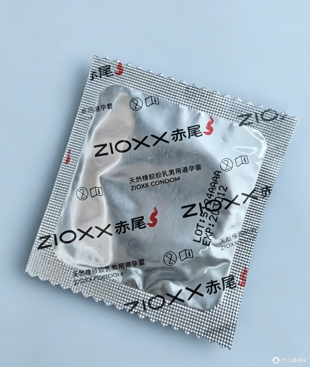 把详情页“黑话”翻译成体感,赤尾铂金致润到底有多懂你