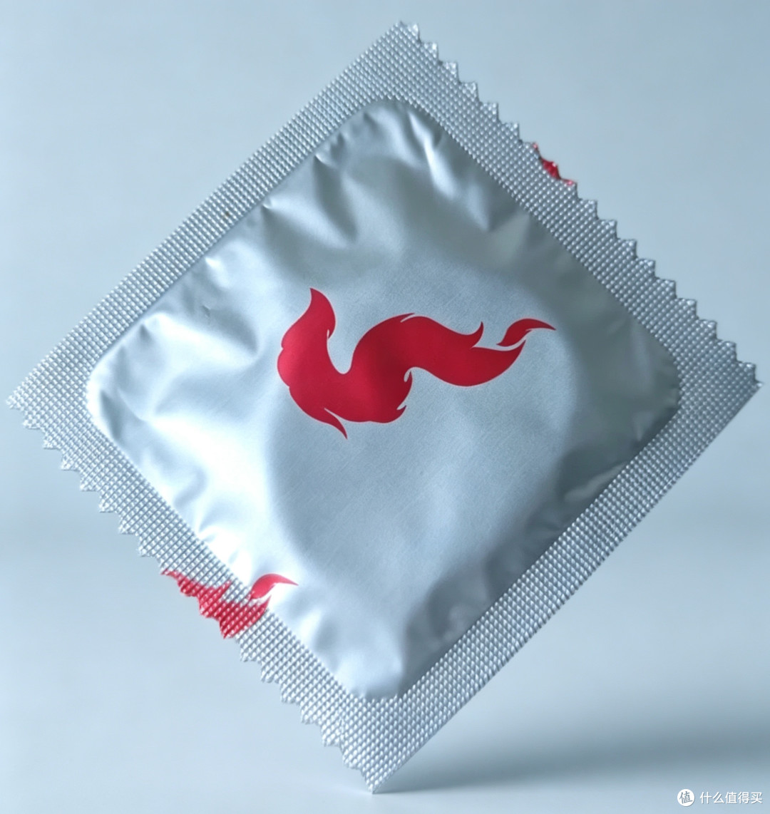 把详情页“黑话”翻译成体感,赤尾铂金致润到底有多懂你