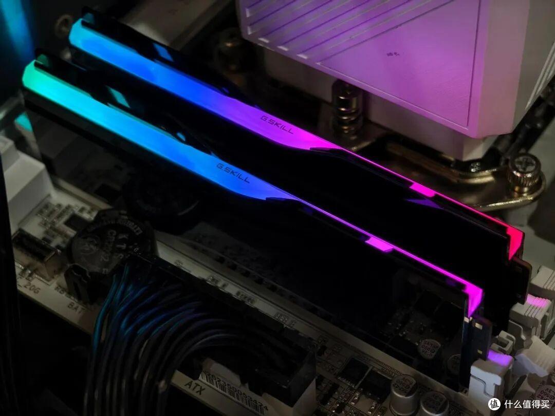 黑科技:芝奇焰锋戟X DDR5 EXPO ULL测试,CL36内存比CL28还强?