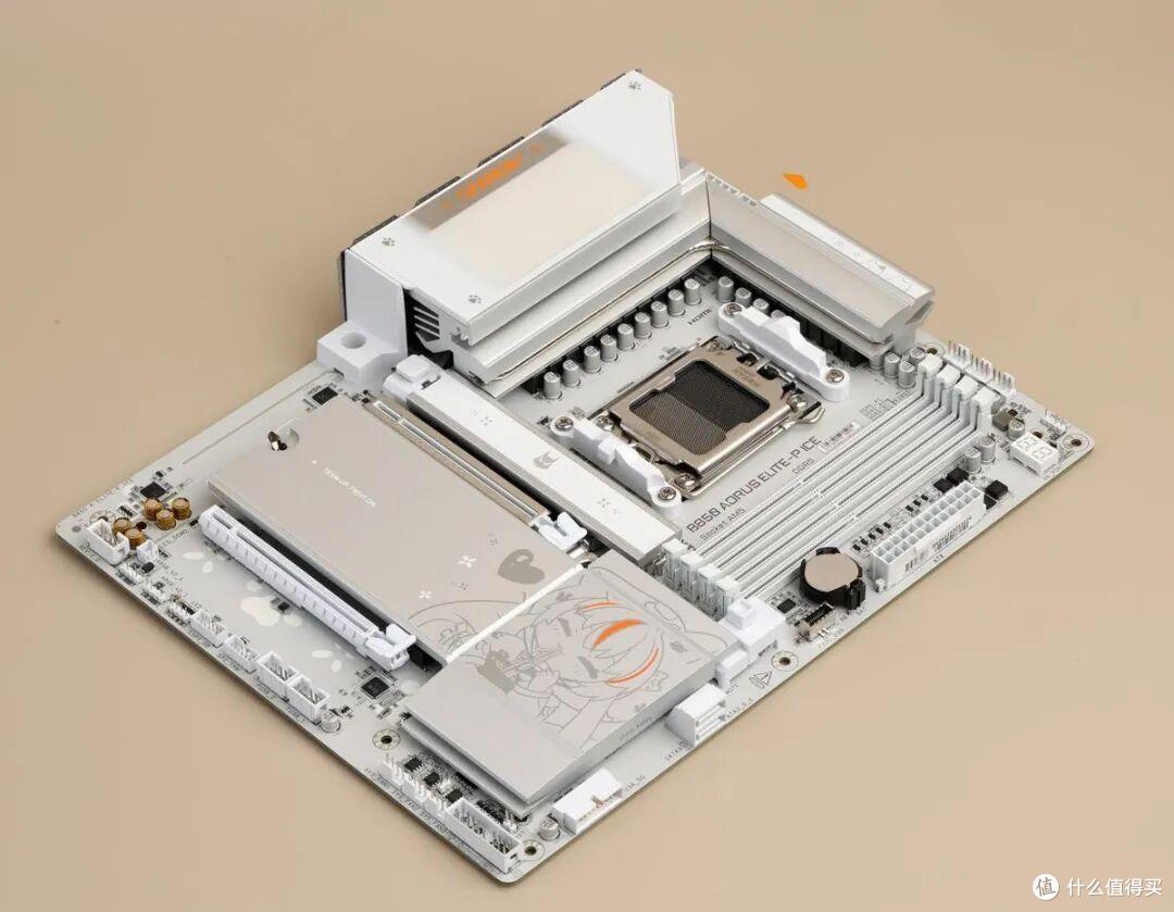 黑科技:芝奇焰锋戟X DDR5 EXPO ULL测试,CL36内存比CL28还强?