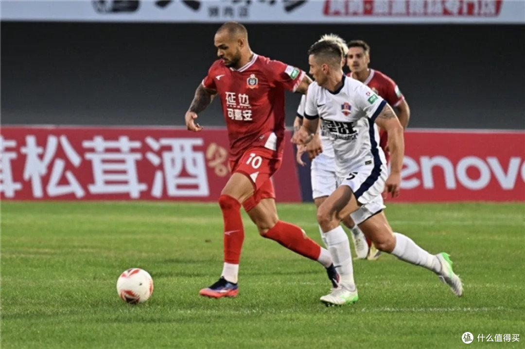 南北足球之乡对决落幕,延边龙鼎可喜安韧性取胜