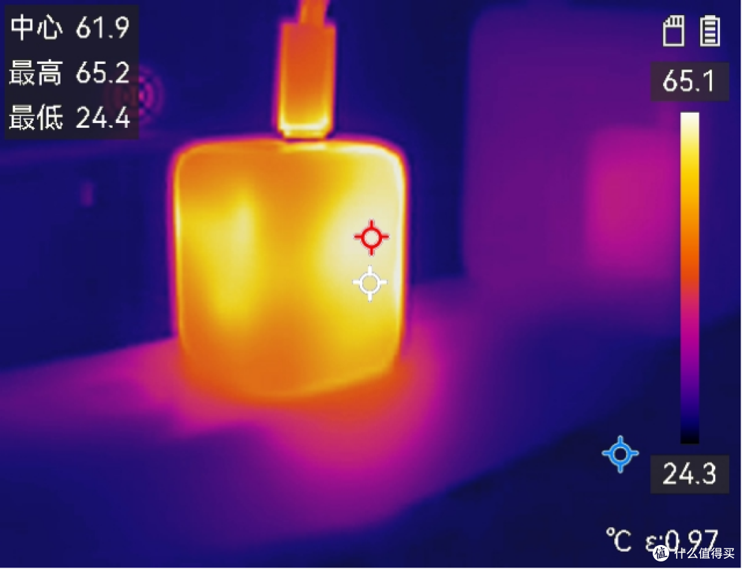 QR 准谐振架构加持,奥海 60W 氮化镓动态快充充电器评测