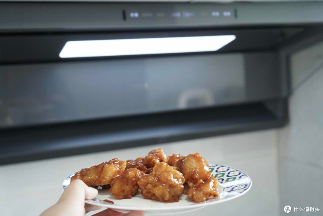 新品实测丨华帝小飞碟K30:2026真香油烟机,爆款迭代到底香不香