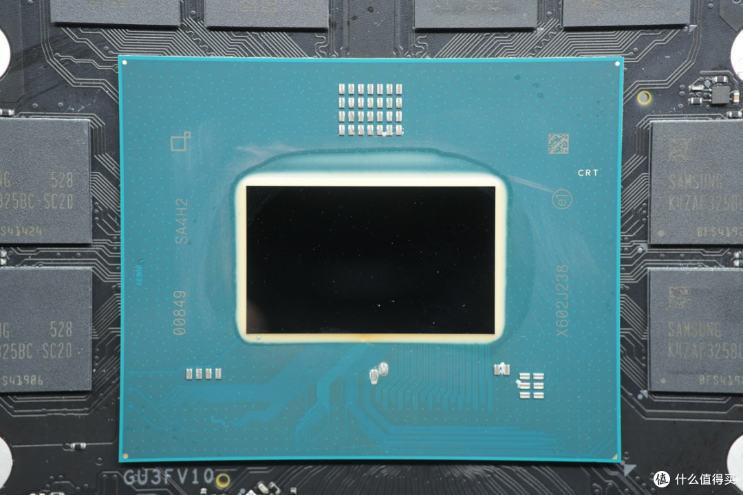 PCleGen5高速接口，蓝戟 INTEL ARC PRO B70 TF 32G专业显卡拆解