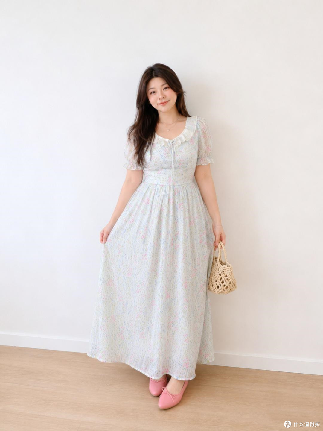 150斤的女生,在夏天怎么穿?记住“遮”和“露”,显瘦又有气质