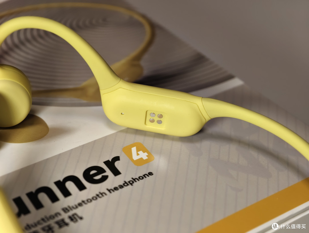 夏天晨练必备！南卡Runner4评测：戴上轻若无物的骨传导耳机