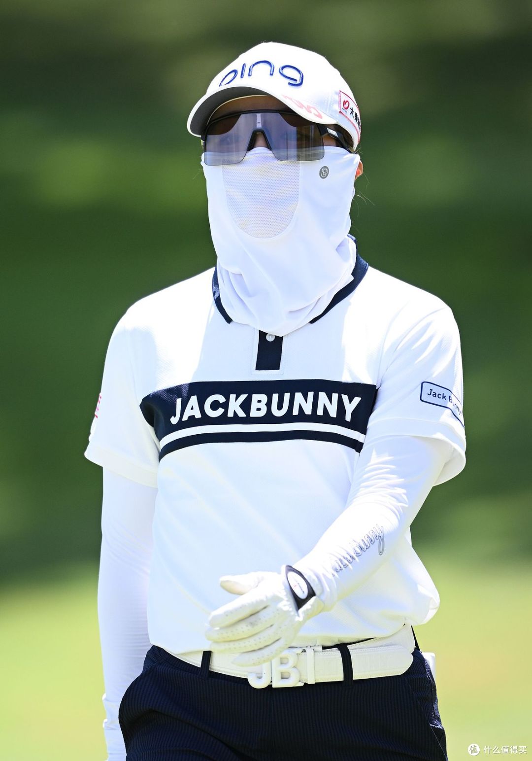 为什么国人夏天全副武装，外国人却恨不得晒成小麦色？